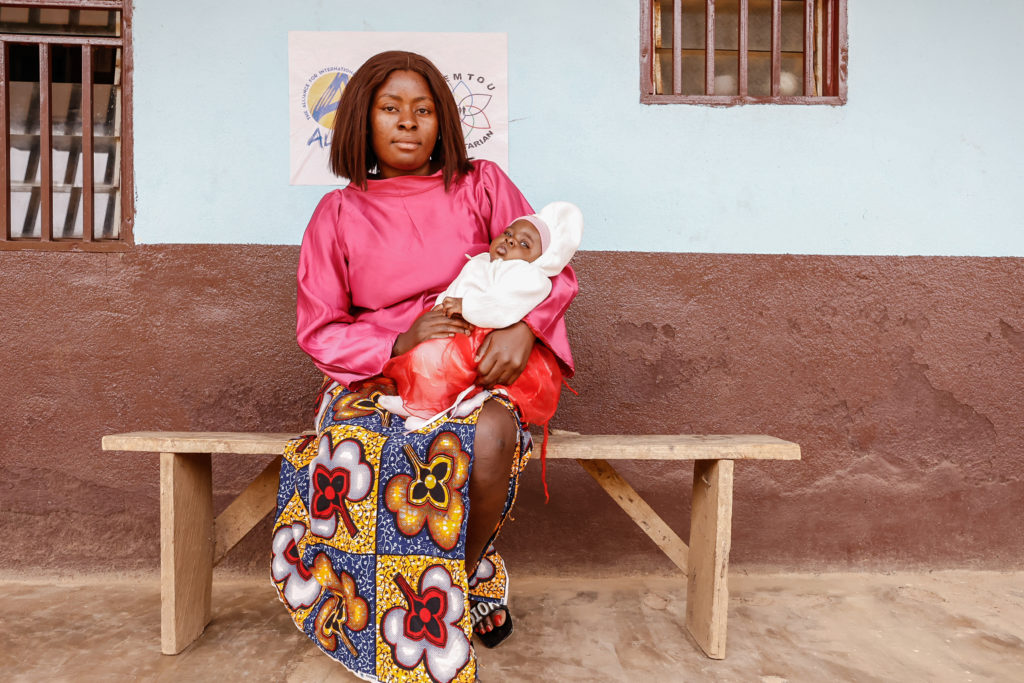 Au Cameroun, ces femmes qui parcourent des kilomètres pour assurer l’accès aux soins de leurs communautés 3 C3A2667
